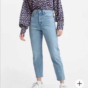 Levi’s wedgie fit ankle jean in tango light